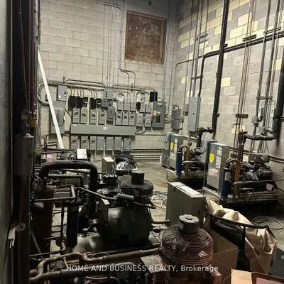 1880, Bonhill, Northeast, Mississauga