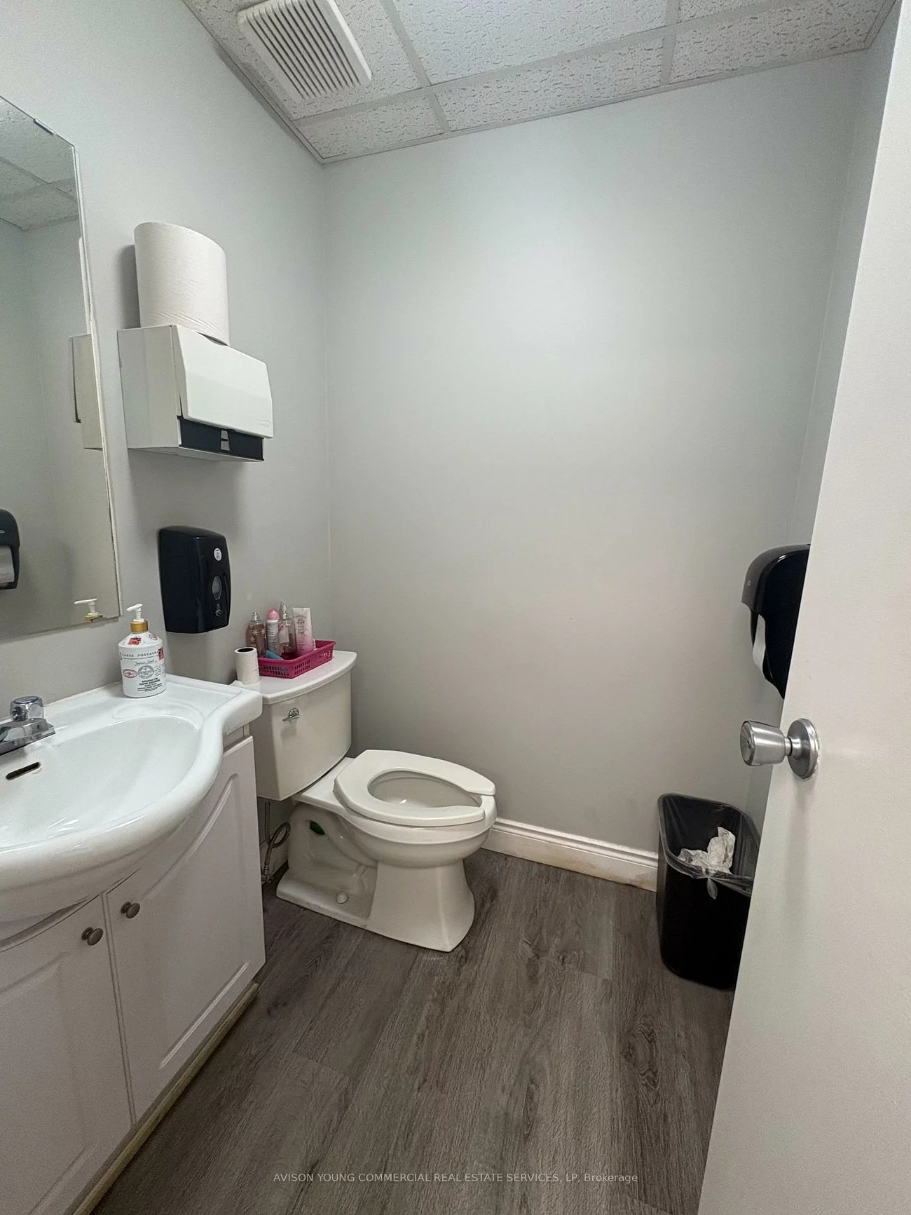 1750, Courtneypark, Northeast, Mississauga