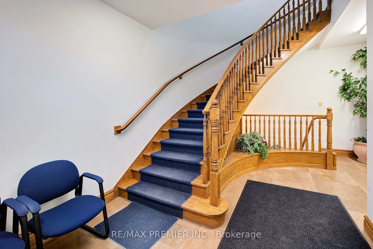 55, Village Centre, City Centre, Mississauga