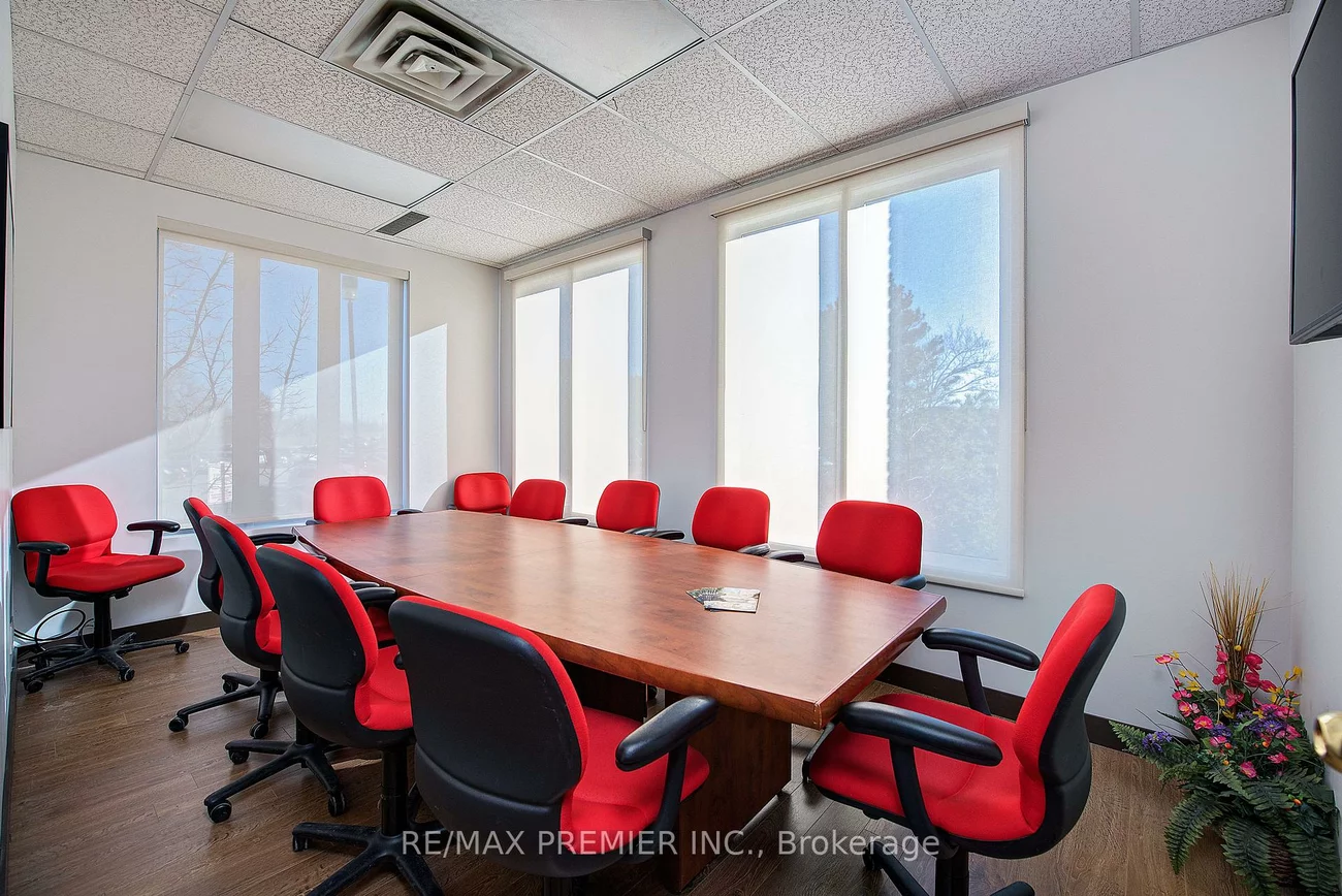 55, Village Centre, City Centre, Mississauga