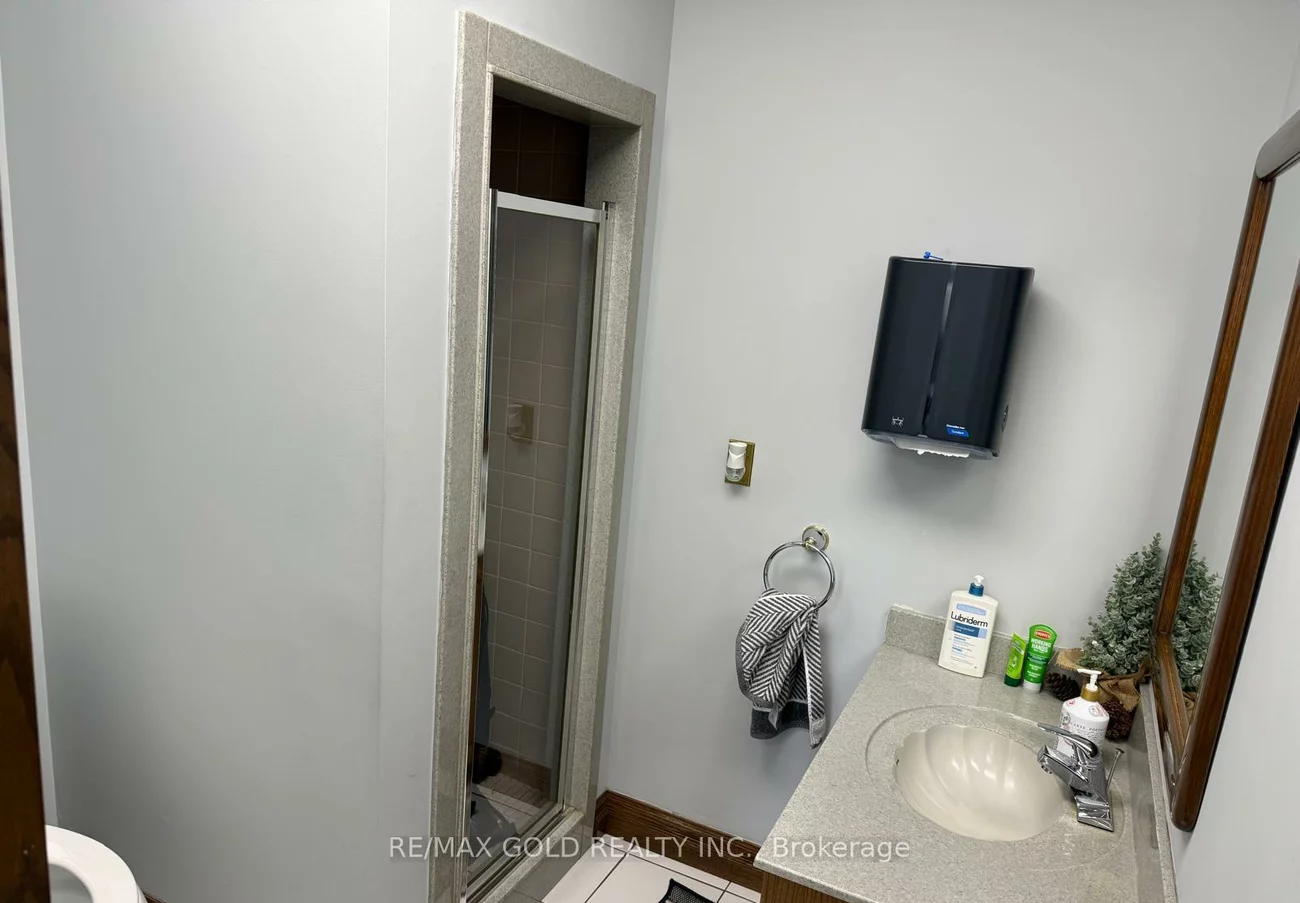 1775, Shawson, Northeast, Mississauga