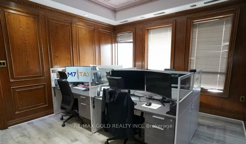 1775, Shawson, Northeast, Mississauga