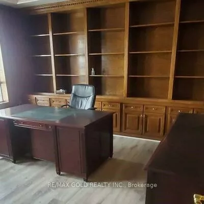 1775, Shawson, Northeast, Mississauga