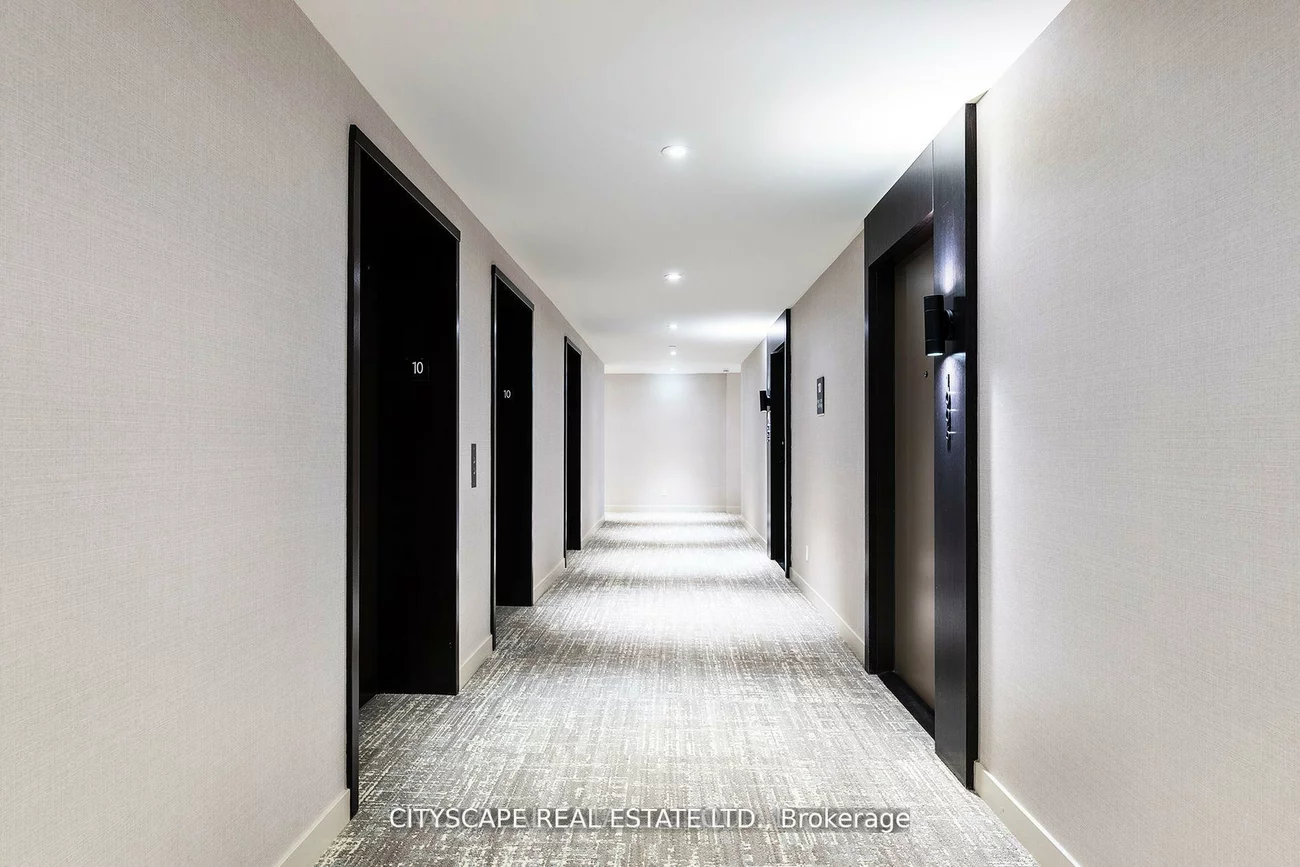 4023, The Exchange, City Centre, Mississauga