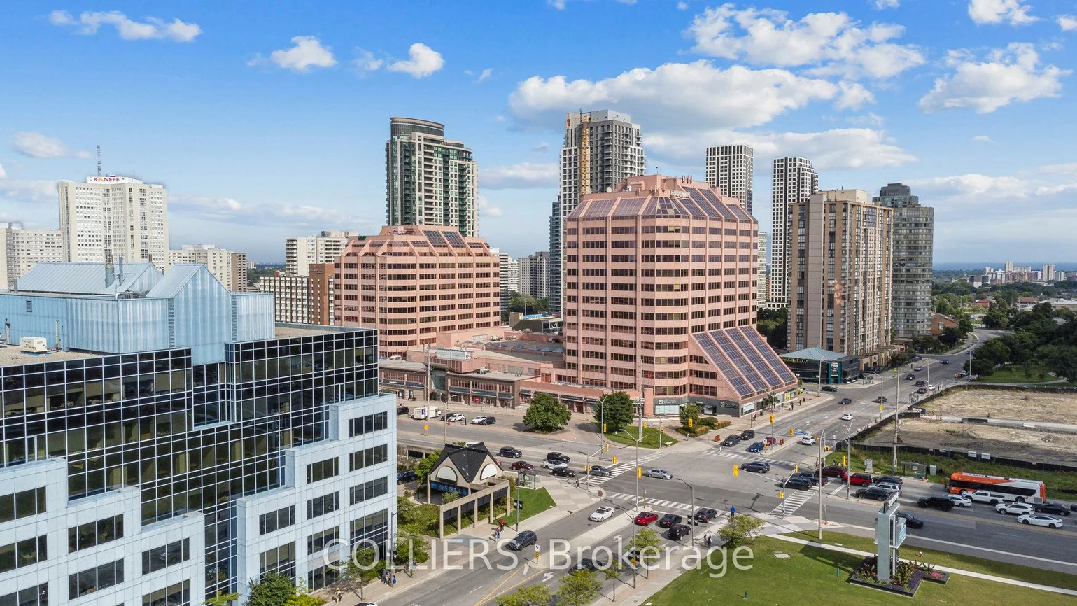 50, Burnhamthorpe, City Centre, Mississauga