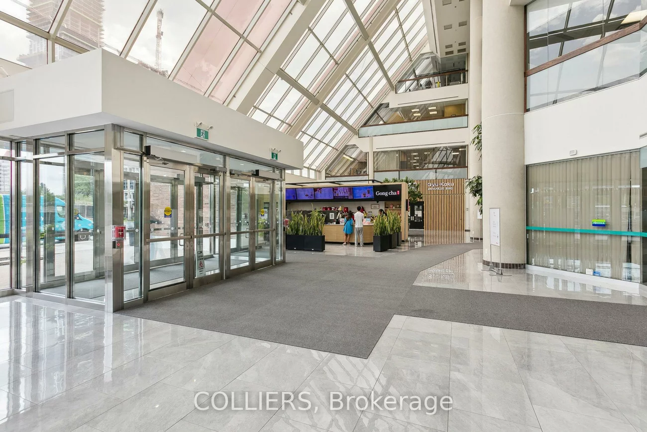 50, Burnhamthorpe, City Centre, Mississauga