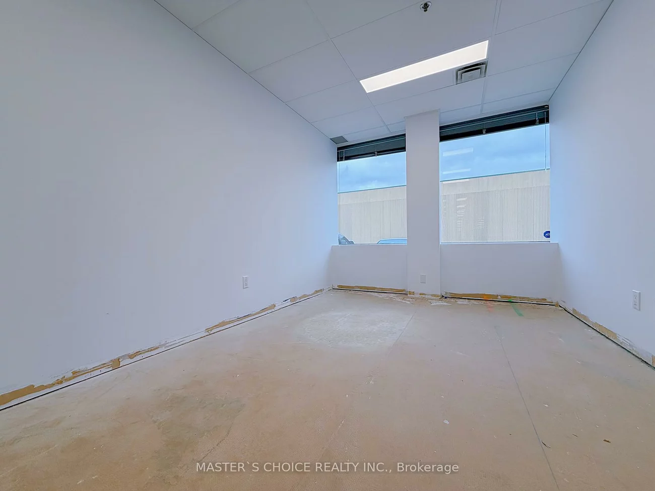 160, Traders, Gateway, Mississauga