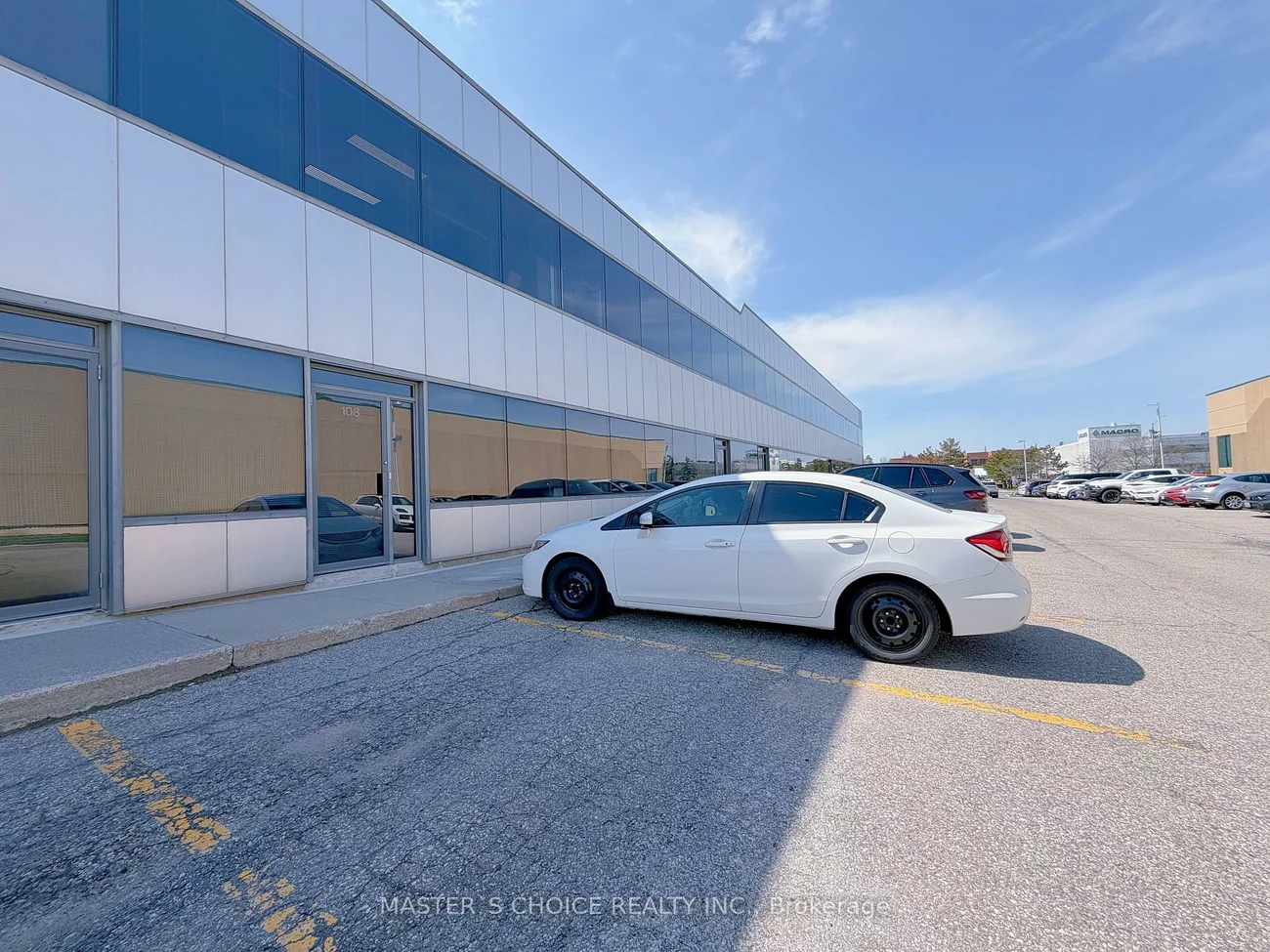 160, Traders, Gateway, Mississauga