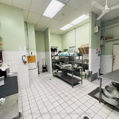 1300, Britannia, Northeast, Mississauga