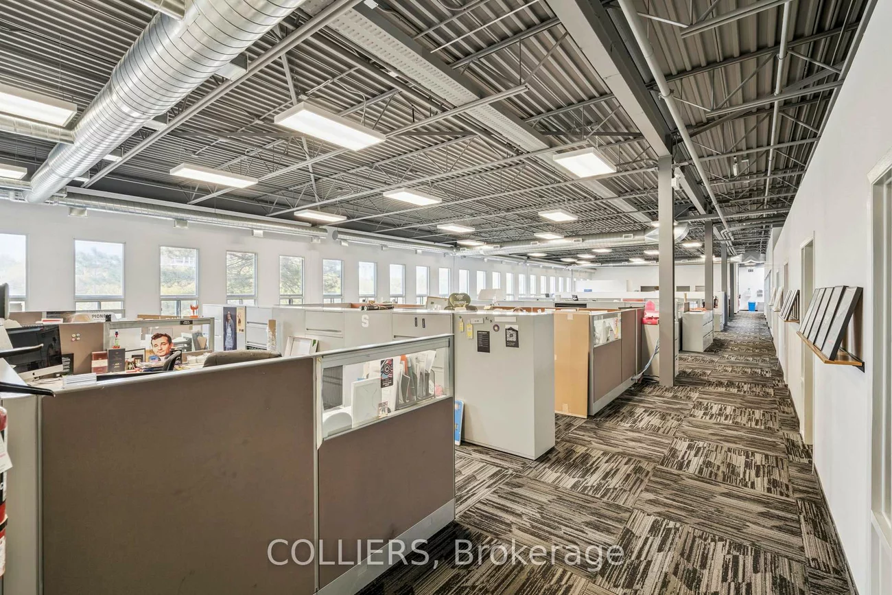 560, Hensall, Dixie, Mississauga