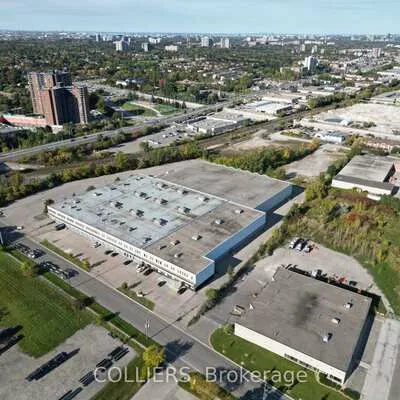 560, Hensall, Dixie, Mississauga