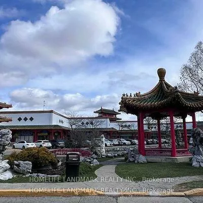888, Dundas, Dixie, Mississauga