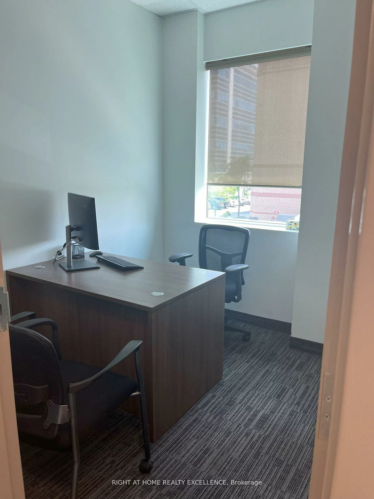 7045, Edwards, Gateway, Mississauga