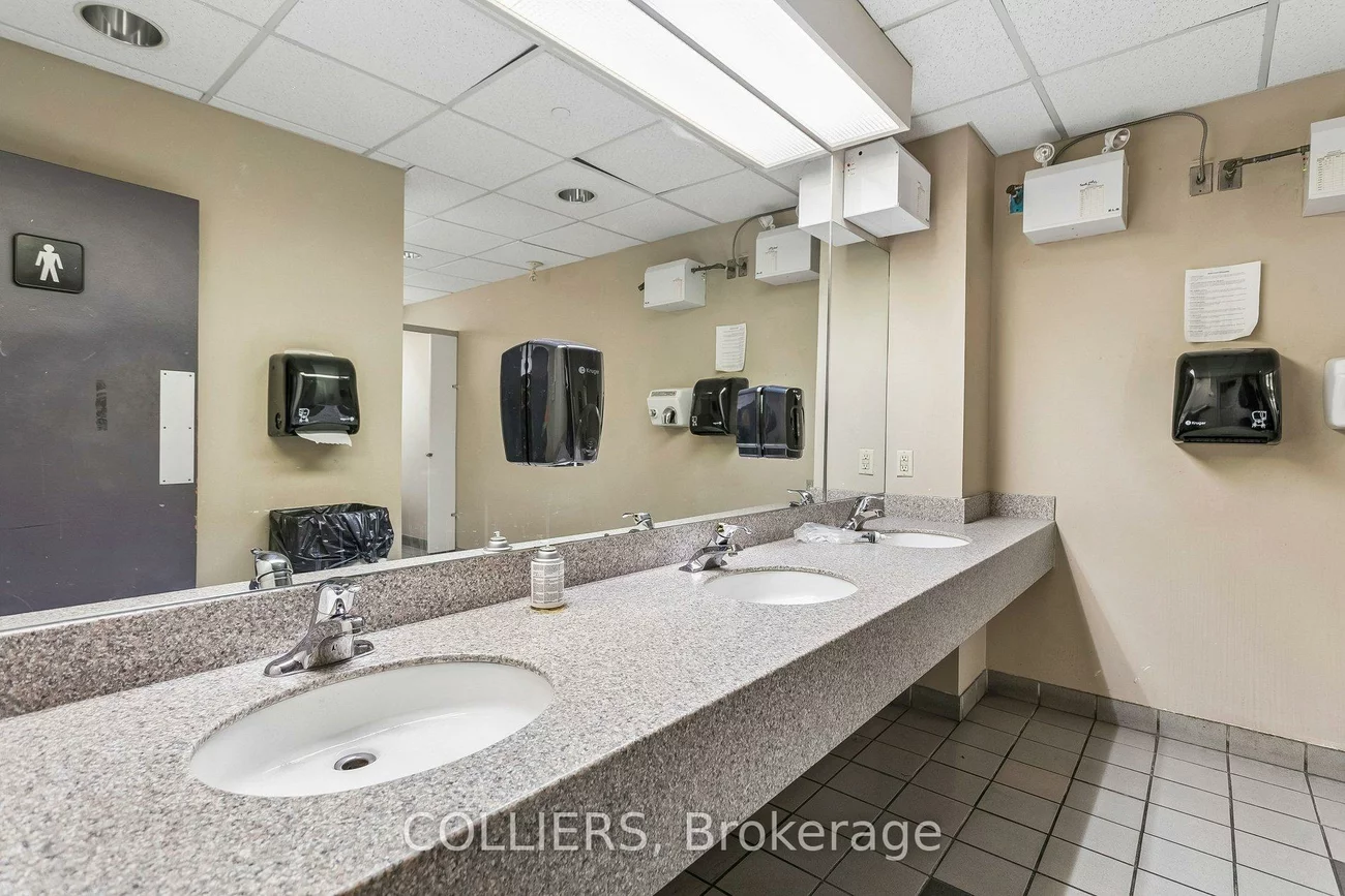 2501, Stanfield, Dixie, Mississauga