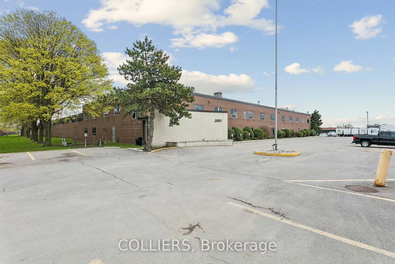 2501, Stanfield, Dixie, Mississauga