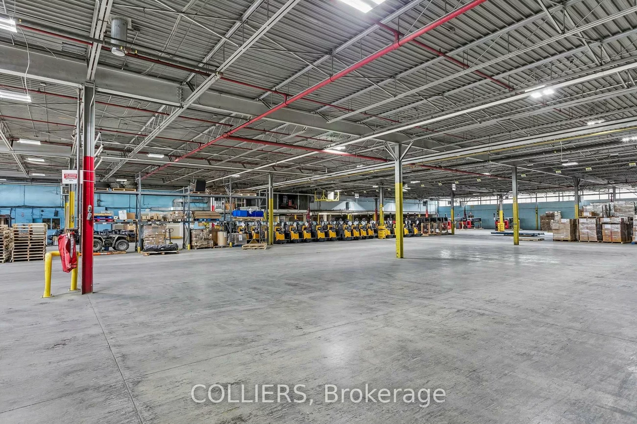 2501, Stanfield, Dixie, Mississauga