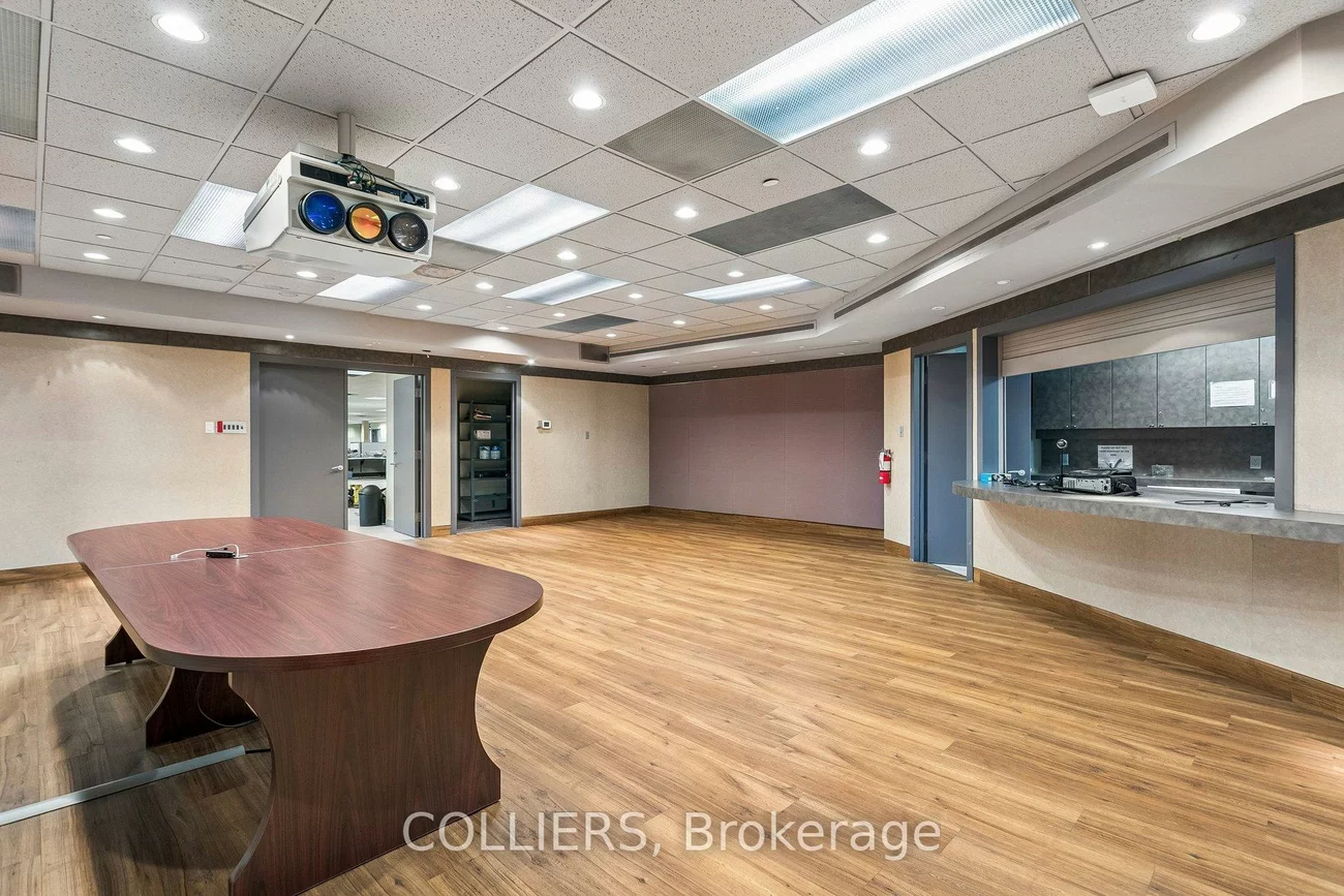 2501, Stanfield, Dixie, Mississauga