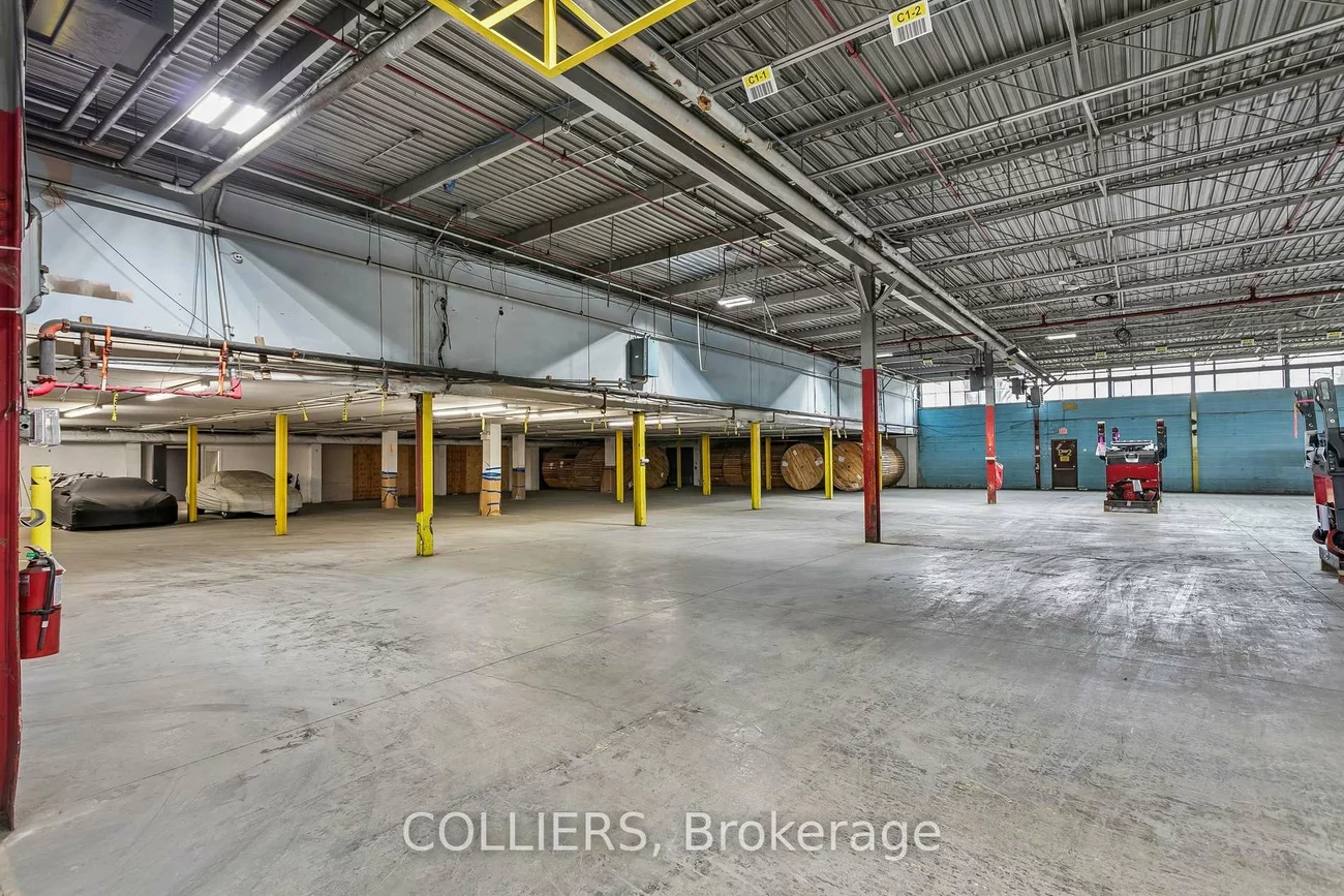 2501, Stanfield, Dixie, Mississauga
