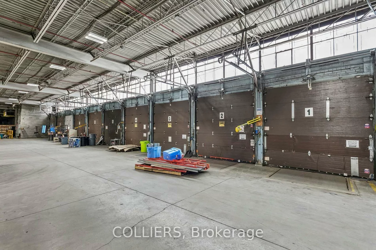 2501, Stanfield, Dixie, Mississauga