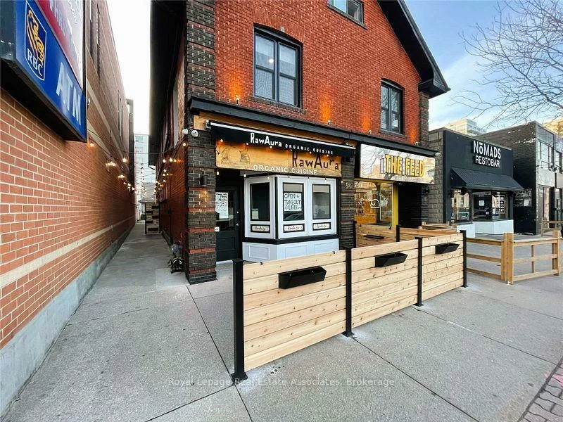 94, Lakeshore, Port Credit, Mississauga