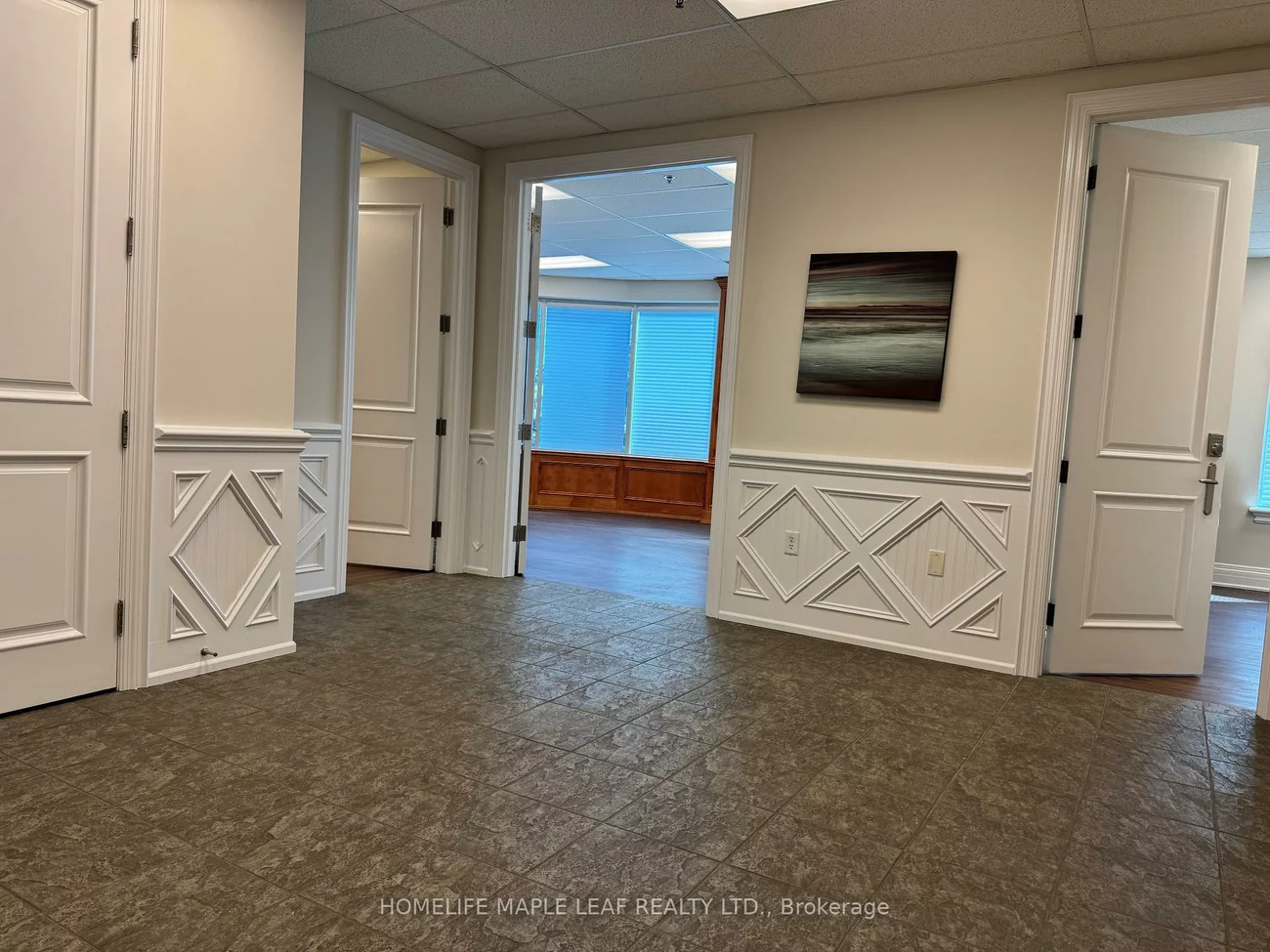 7175, Tomken, Northeast, Mississauga