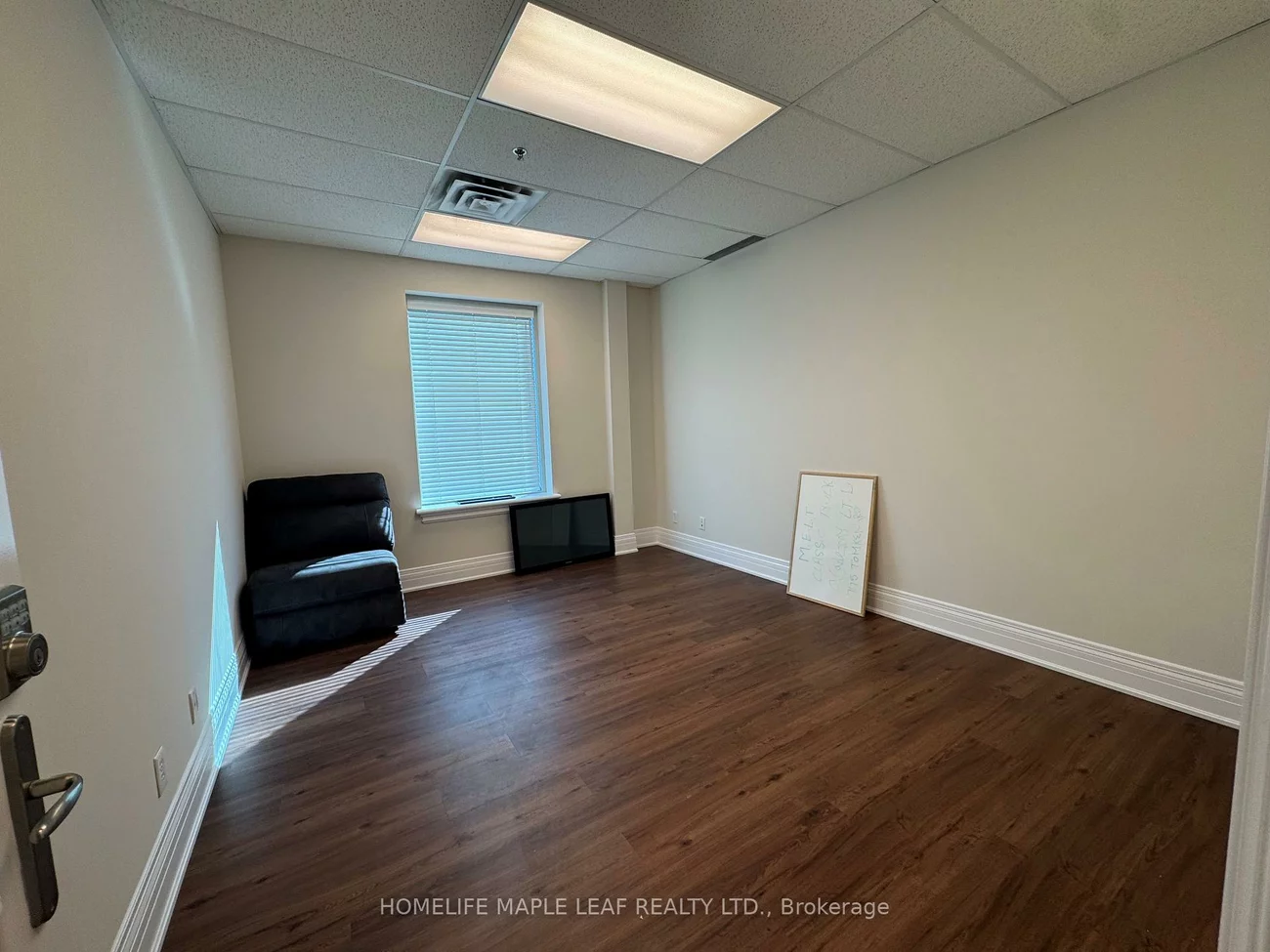 7175, Tomken, Northeast, Mississauga