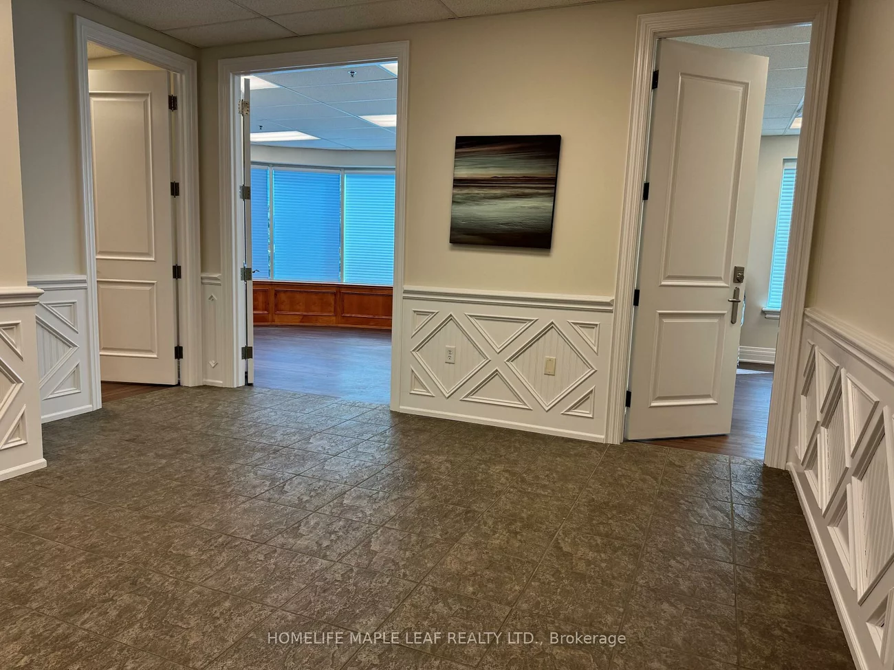 7175, Tomken, Northeast, Mississauga