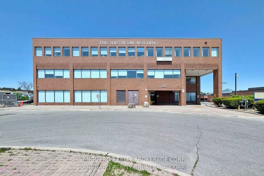 2227, South Mill, Sheridan, Mississauga