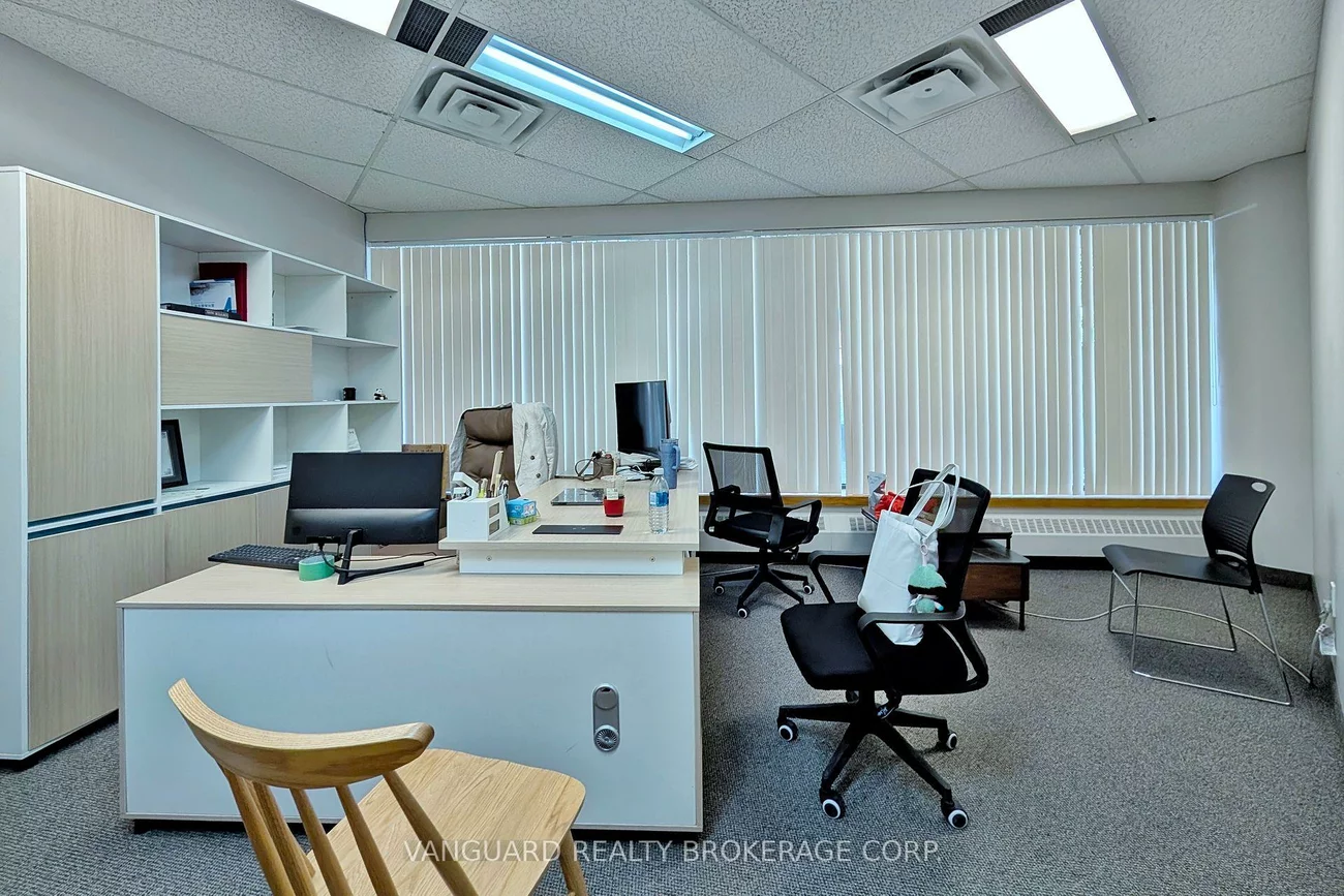 2227, South Mill, Sheridan, Mississauga