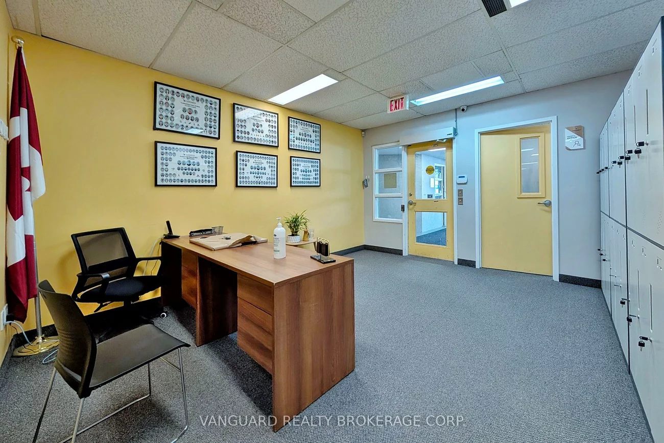 2227, South Mill, Sheridan, Mississauga