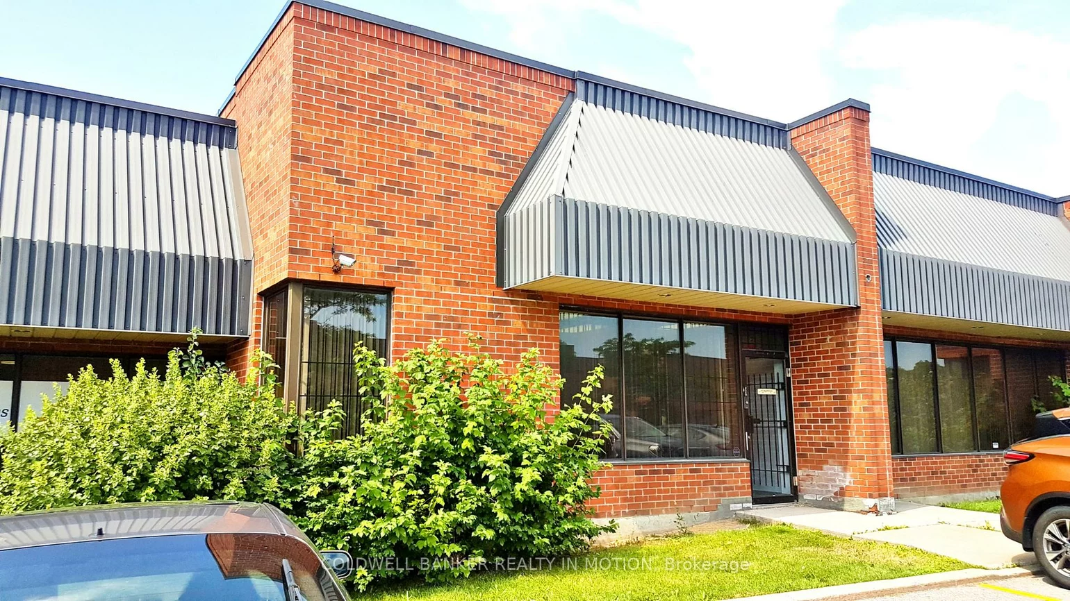 215, Traders, Gateway, Mississauga