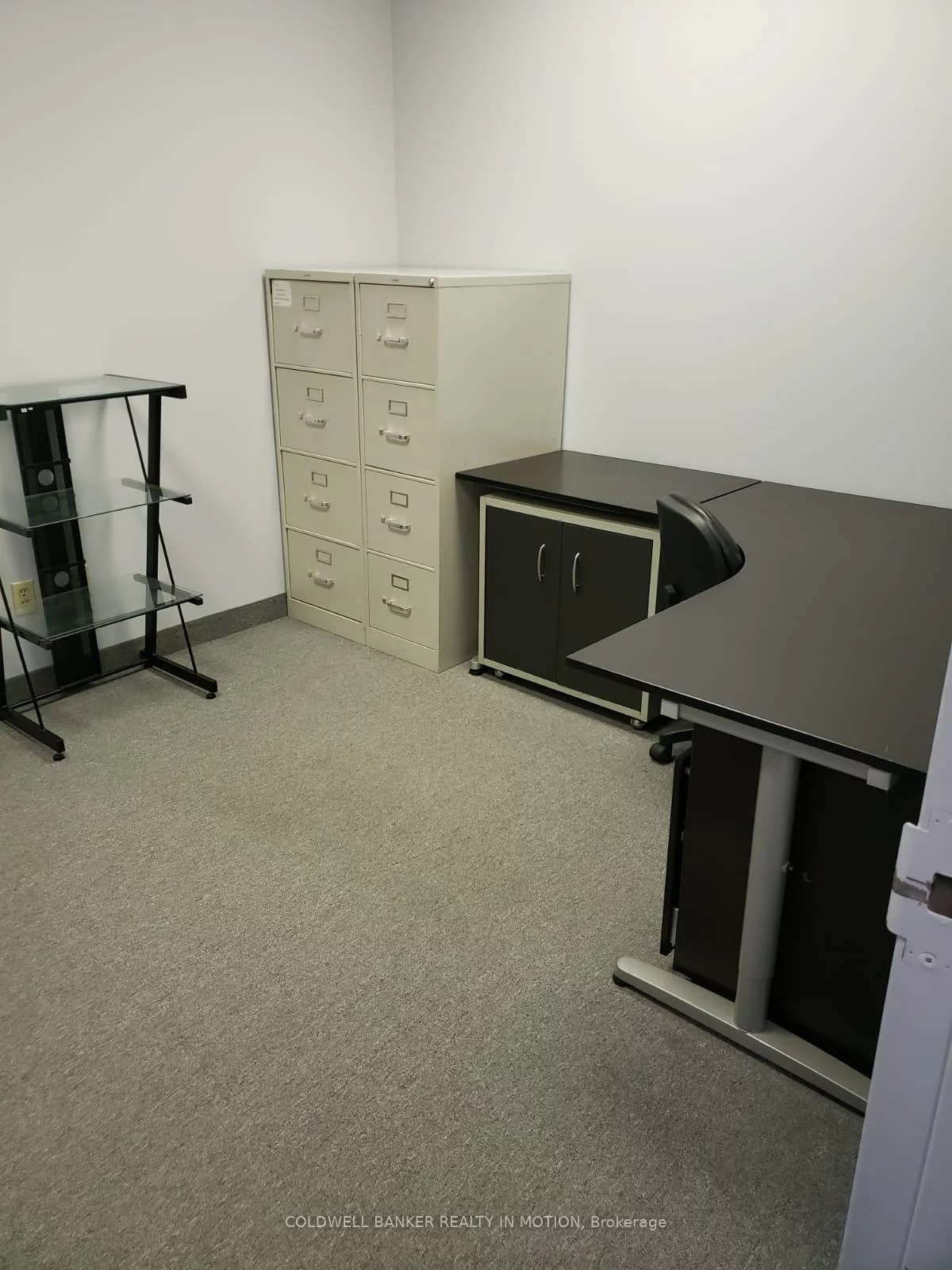 215, Traders, Gateway, Mississauga
