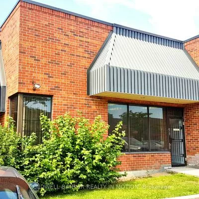 215, Traders, Gateway, Mississauga