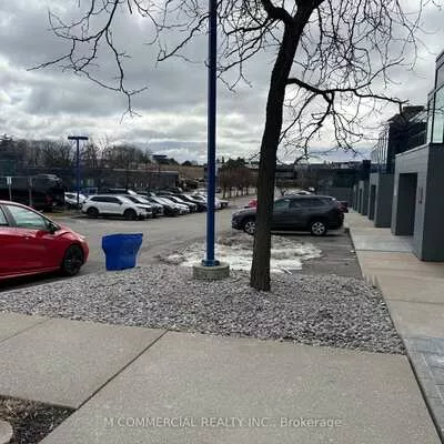 145, Traders, Gateway, Mississauga