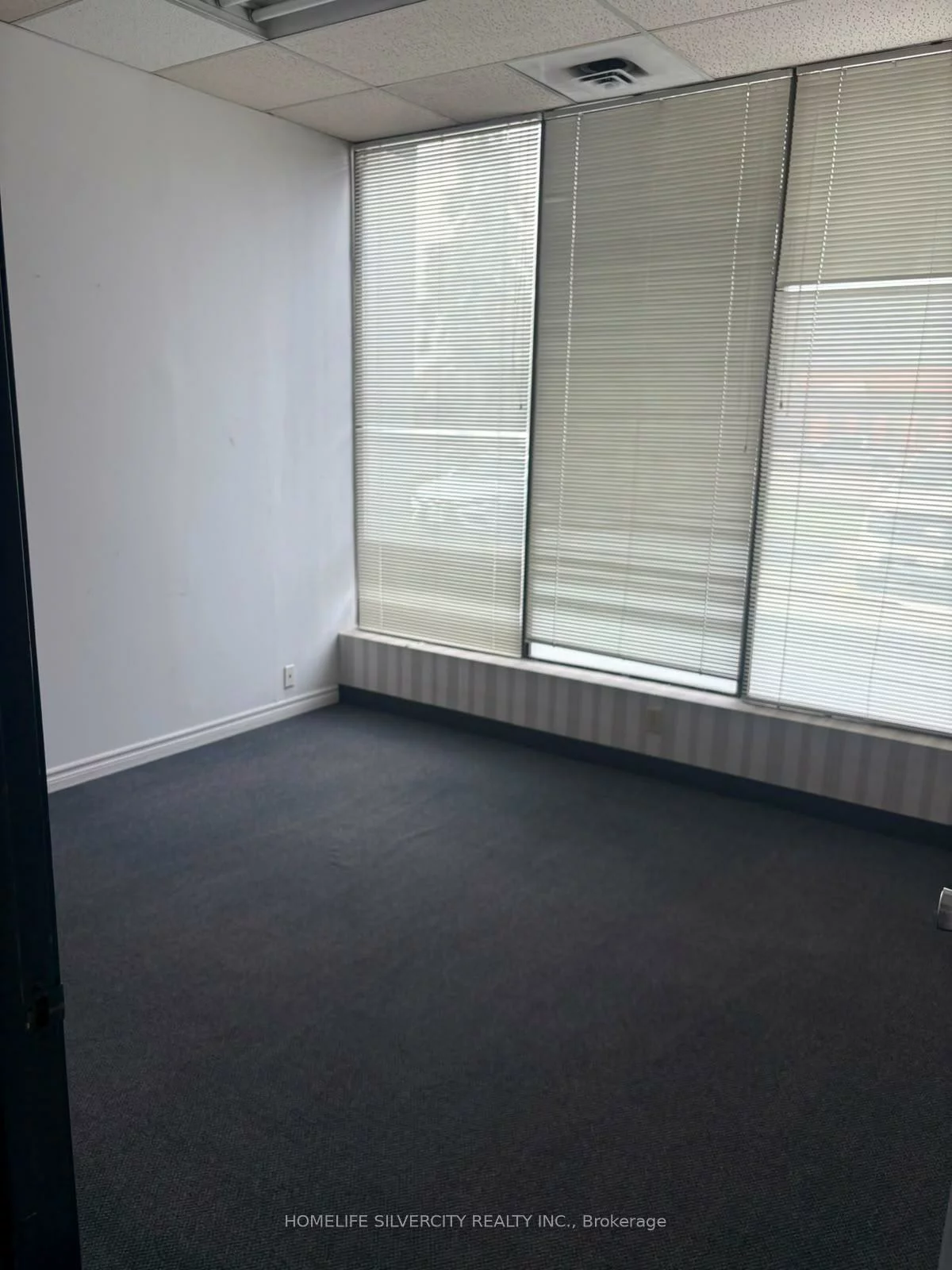 975, Mid-Way, Northeast, Mississauga