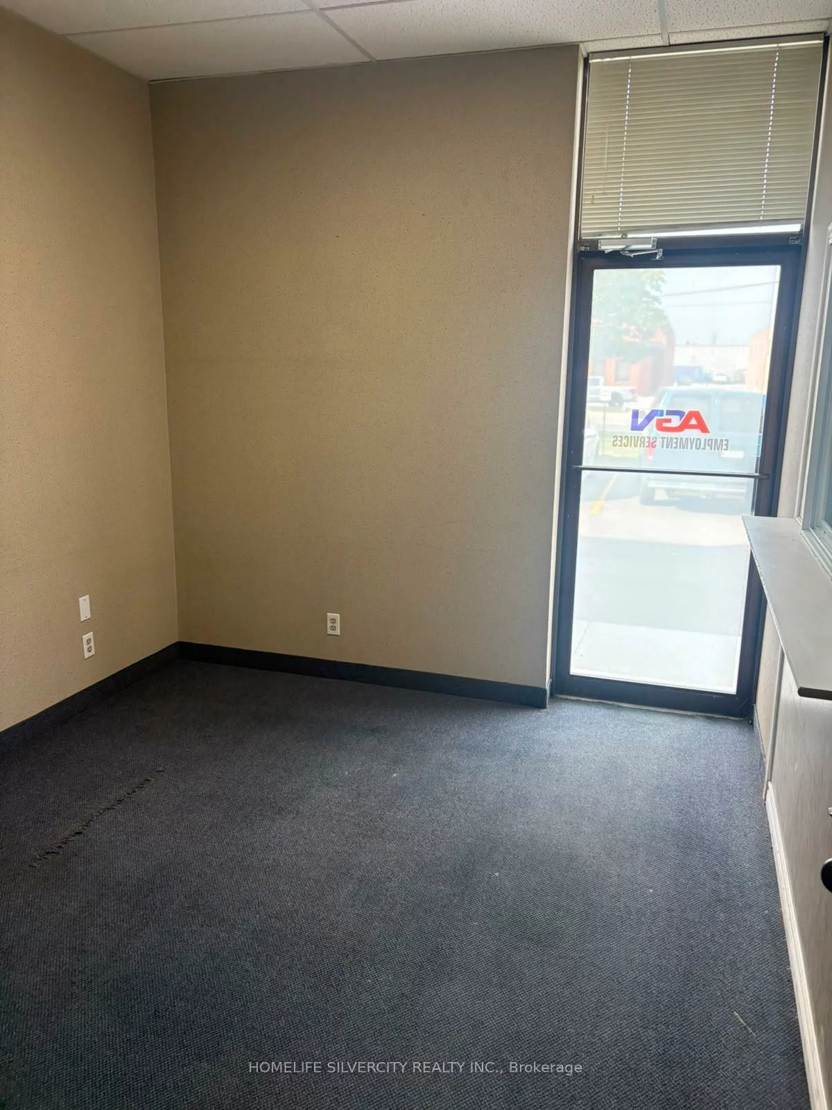 975, Mid-Way, Northeast, Mississauga