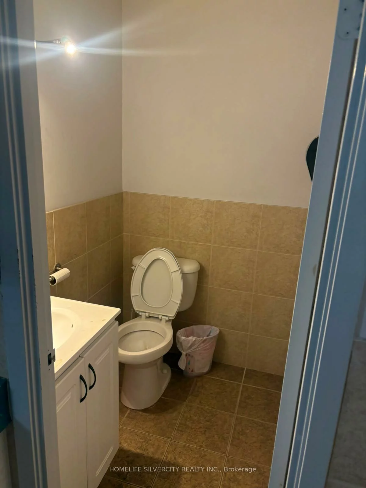 975, Mid-Way, Northeast, Mississauga