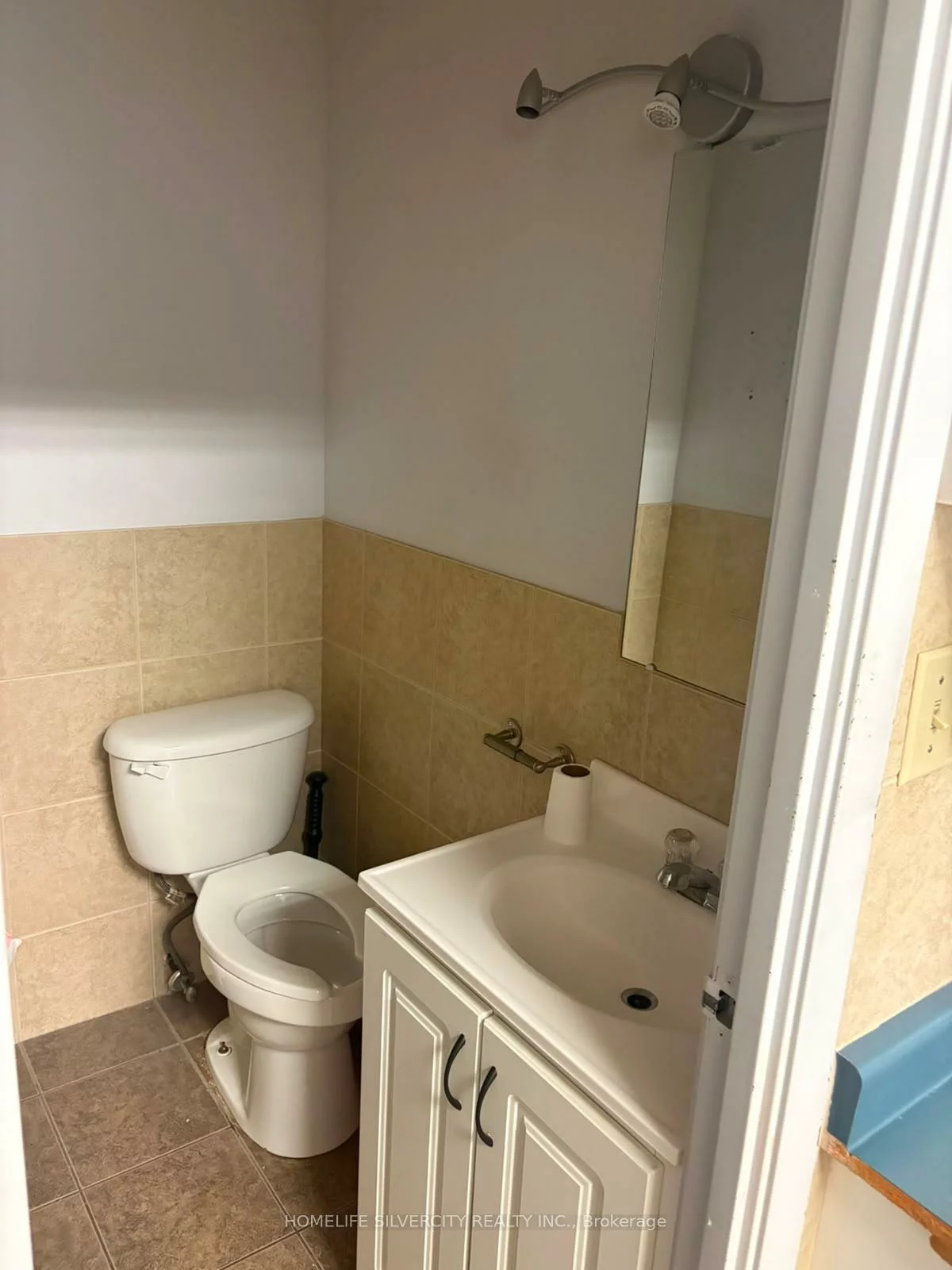 975, Mid-Way, Northeast, Mississauga
