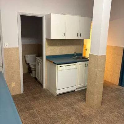 975, Mid-Way, Northeast, Mississauga