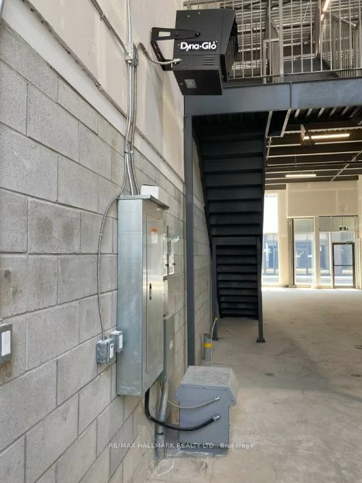 5260, Solar, Airport Corporate, Mississauga