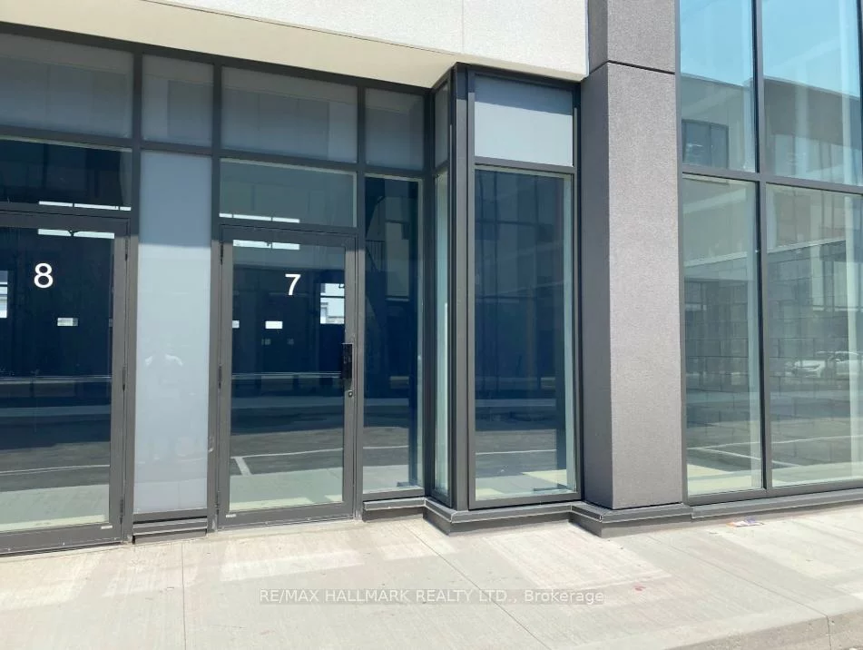 5260, Solar, Airport Corporate, Mississauga
