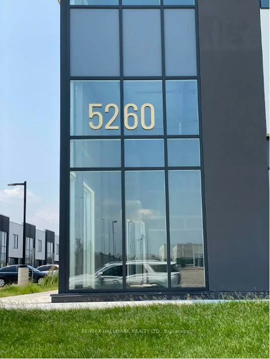 5260, Solar, Airport Corporate, Mississauga