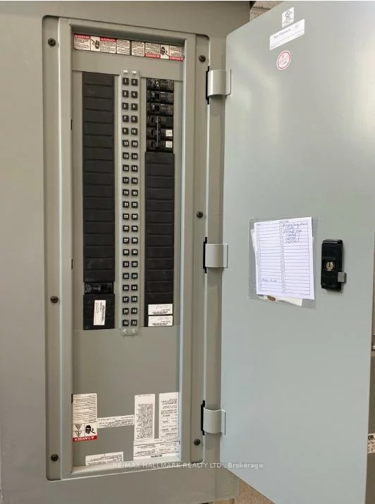 5260, Solar, Airport Corporate, Mississauga