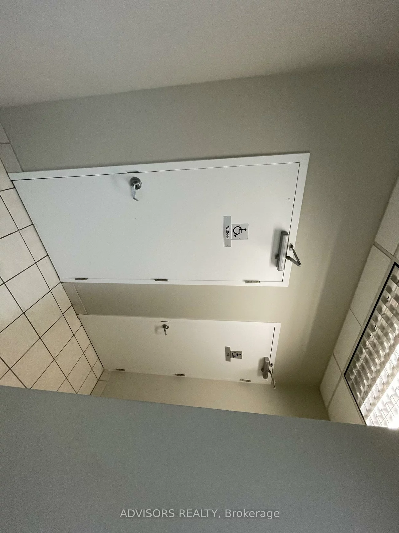 1170, Burnhamthorpe, Erindale, Mississauga