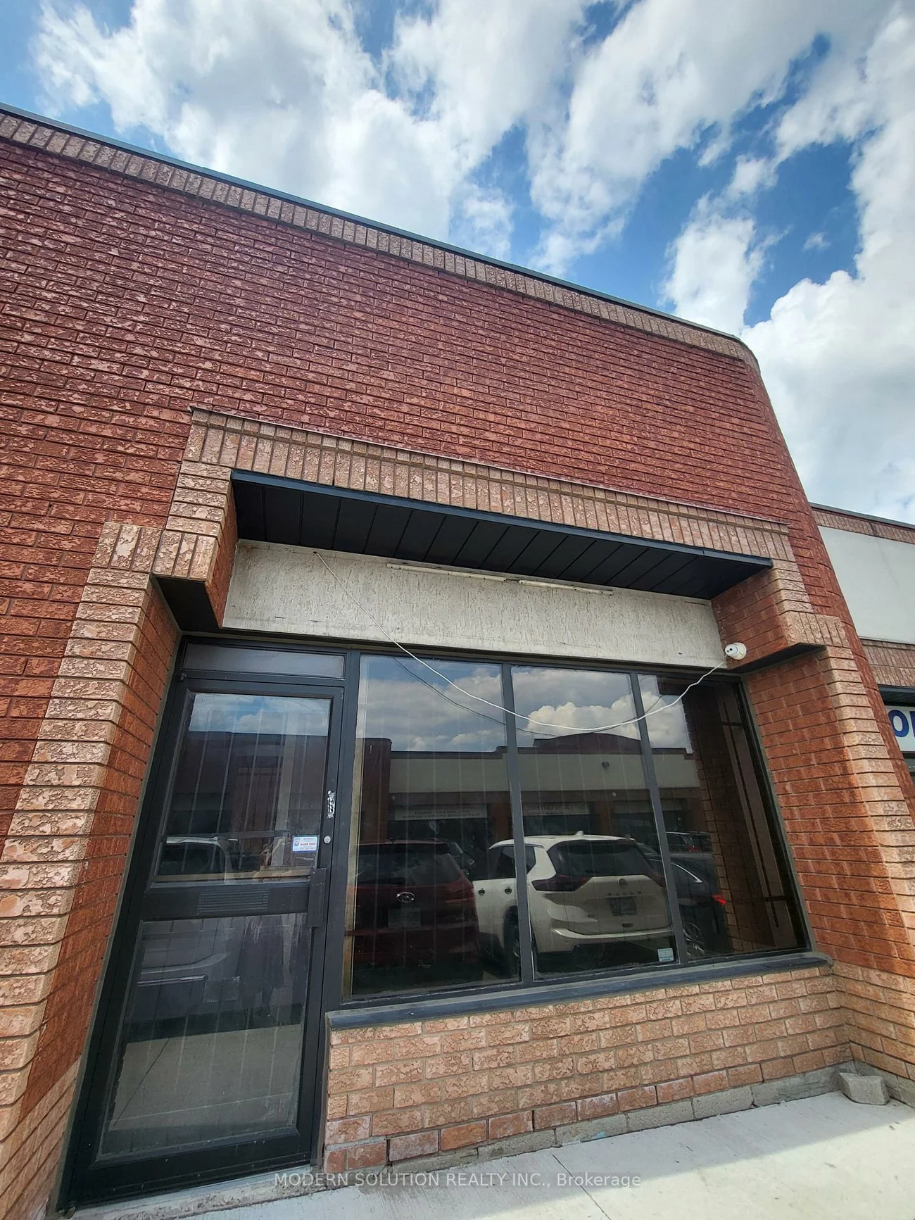 6790, Davand, Northeast, Mississauga