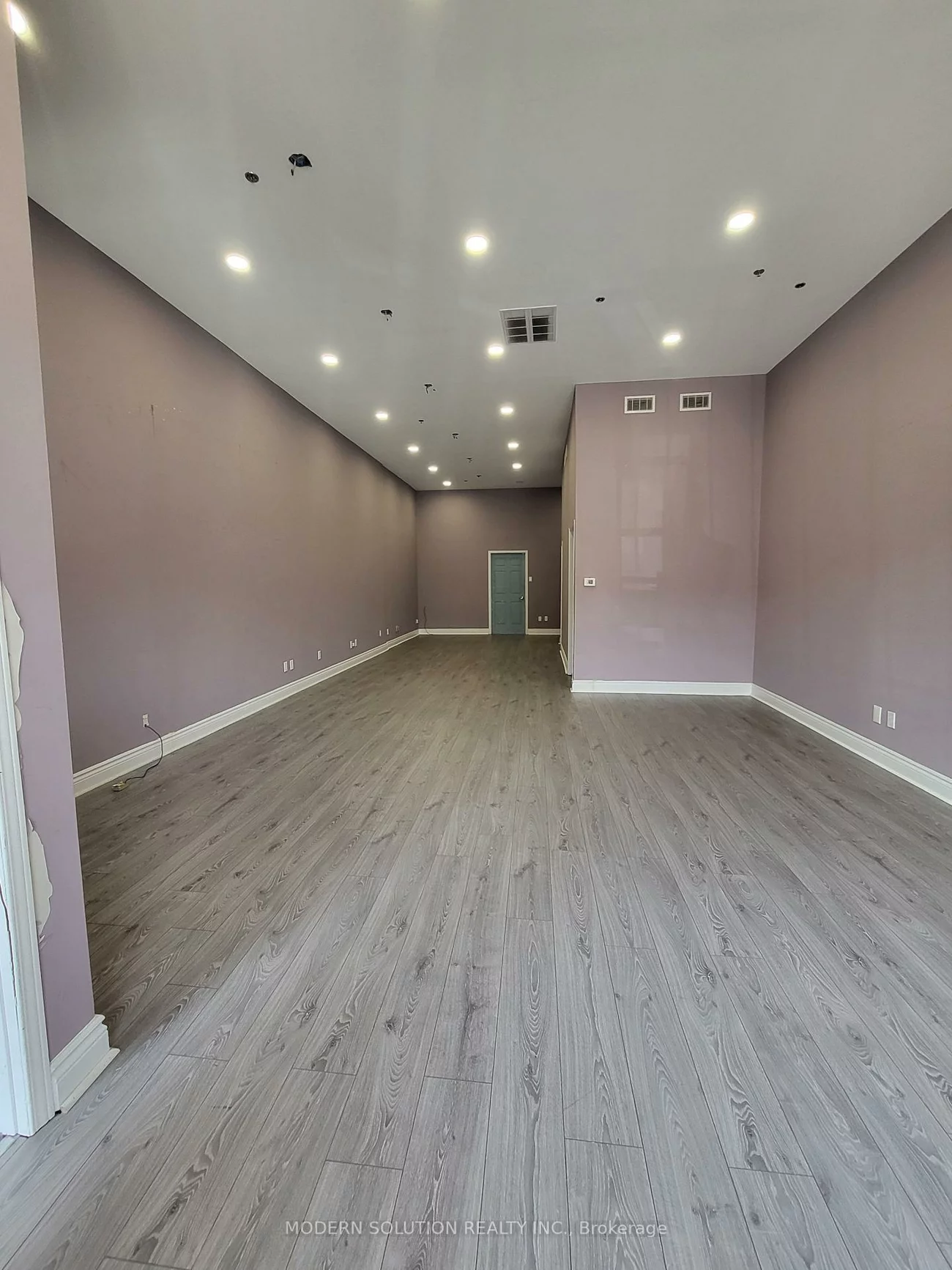 6790, Davand, Northeast, Mississauga