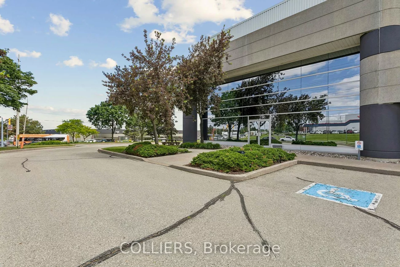 1030, Courtneypark, Northeast, Mississauga