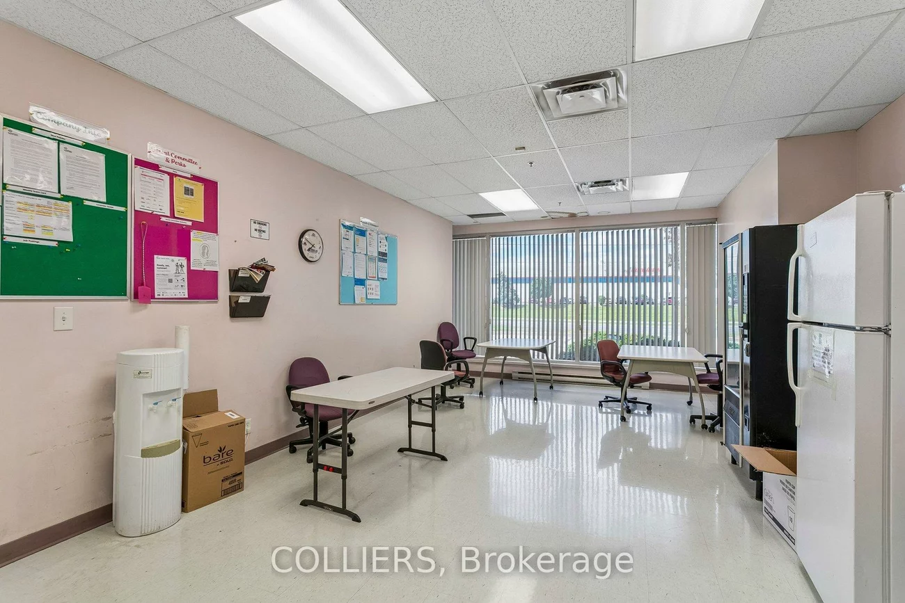 1030, Courtneypark, Northeast, Mississauga