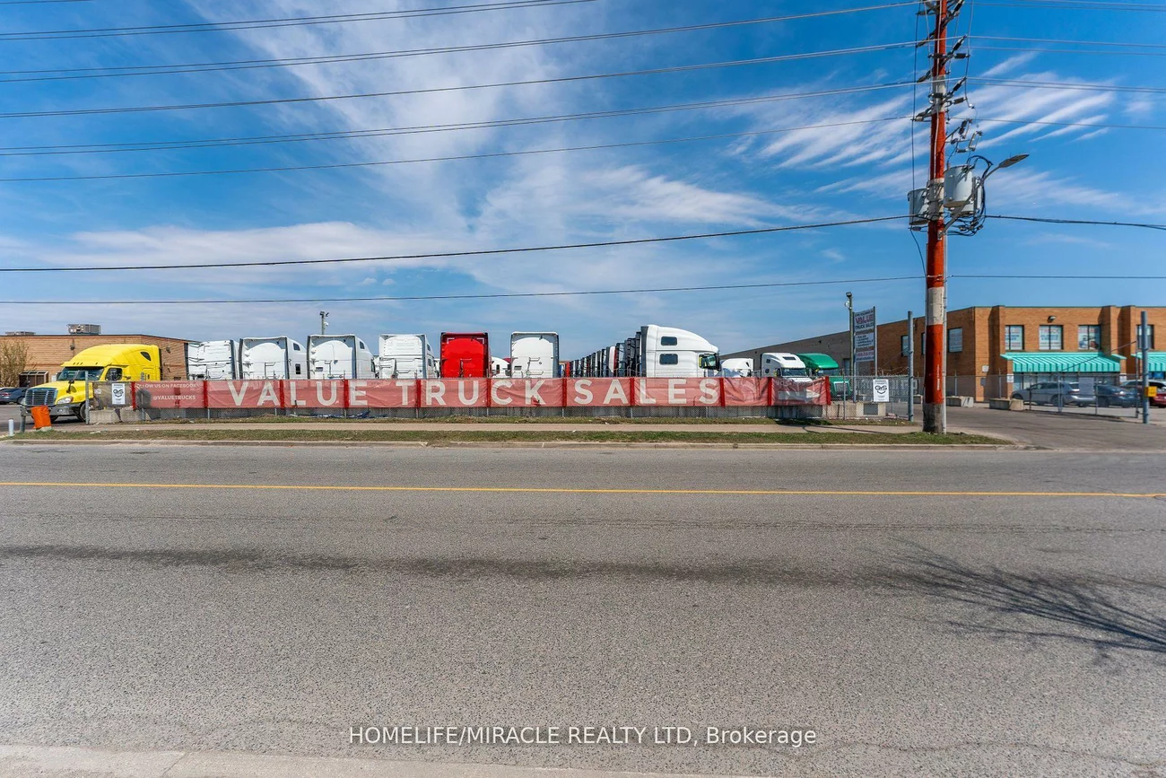 6749, Columbus, Northeast, Mississauga