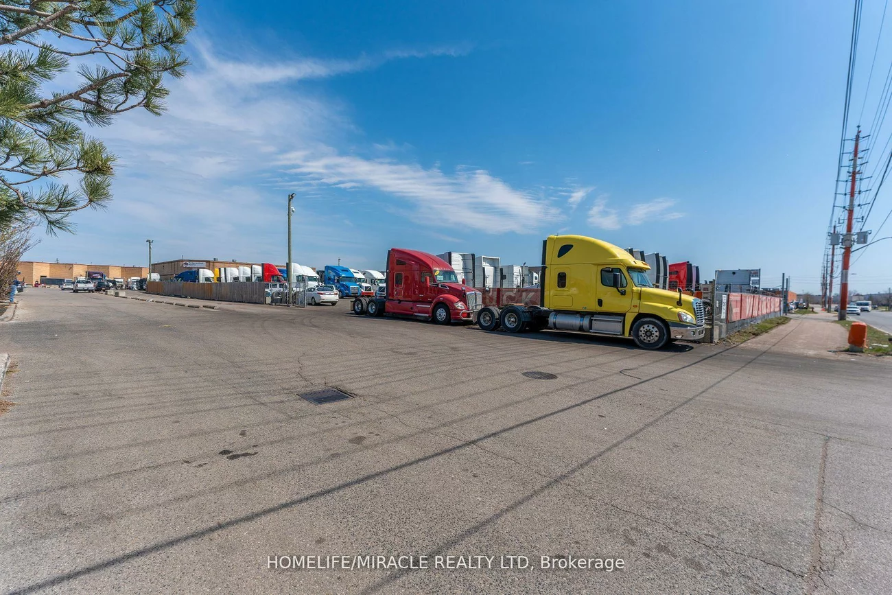 6749, Columbus, Northeast, Mississauga